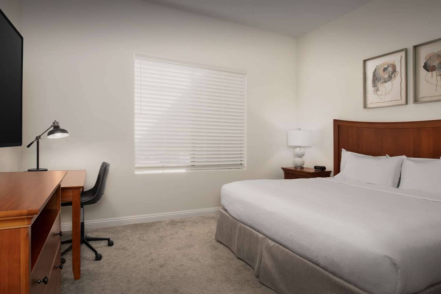 1 Bedroom, Apartment
