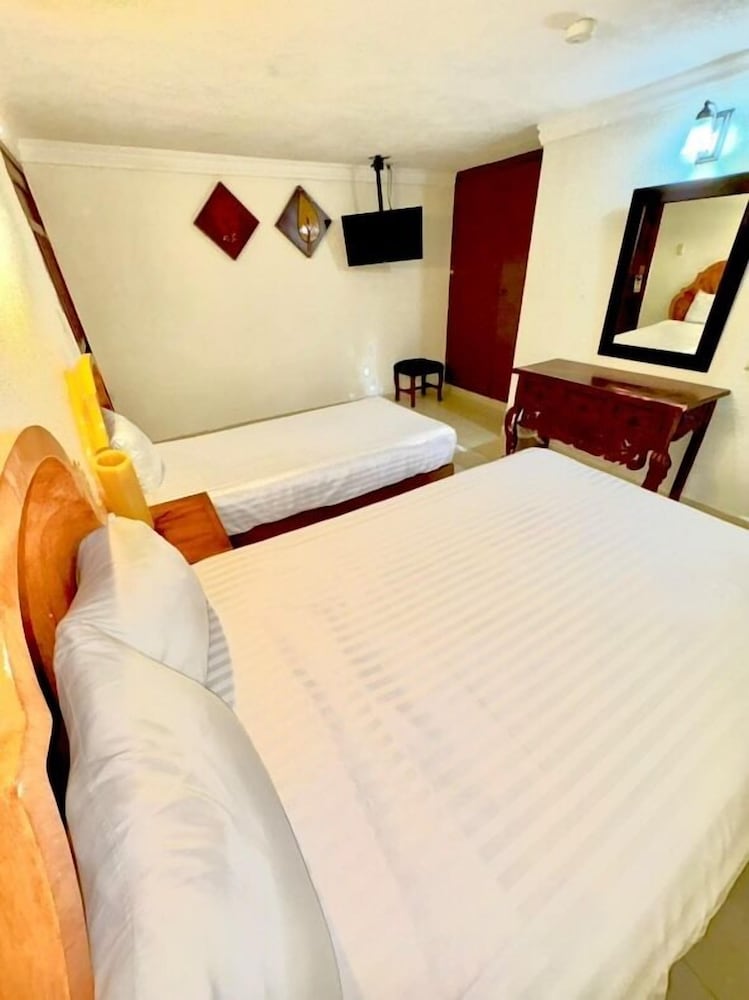Suites Cancun Center 21/57