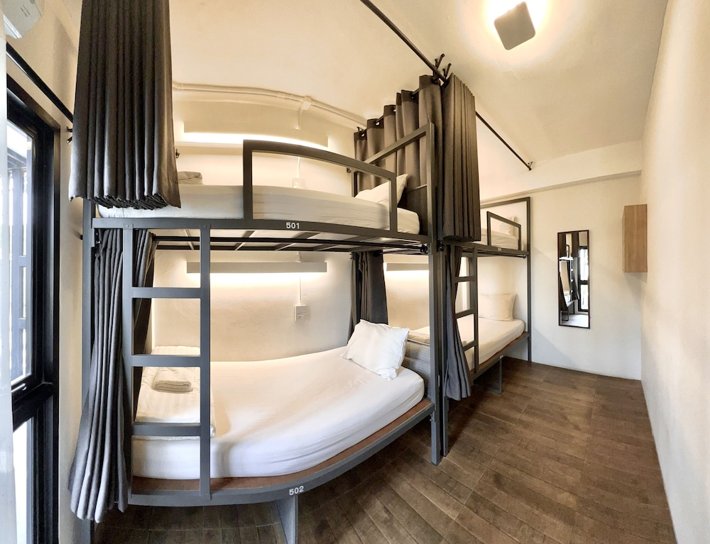 Hobnob Hostel - Adults Only 14/40