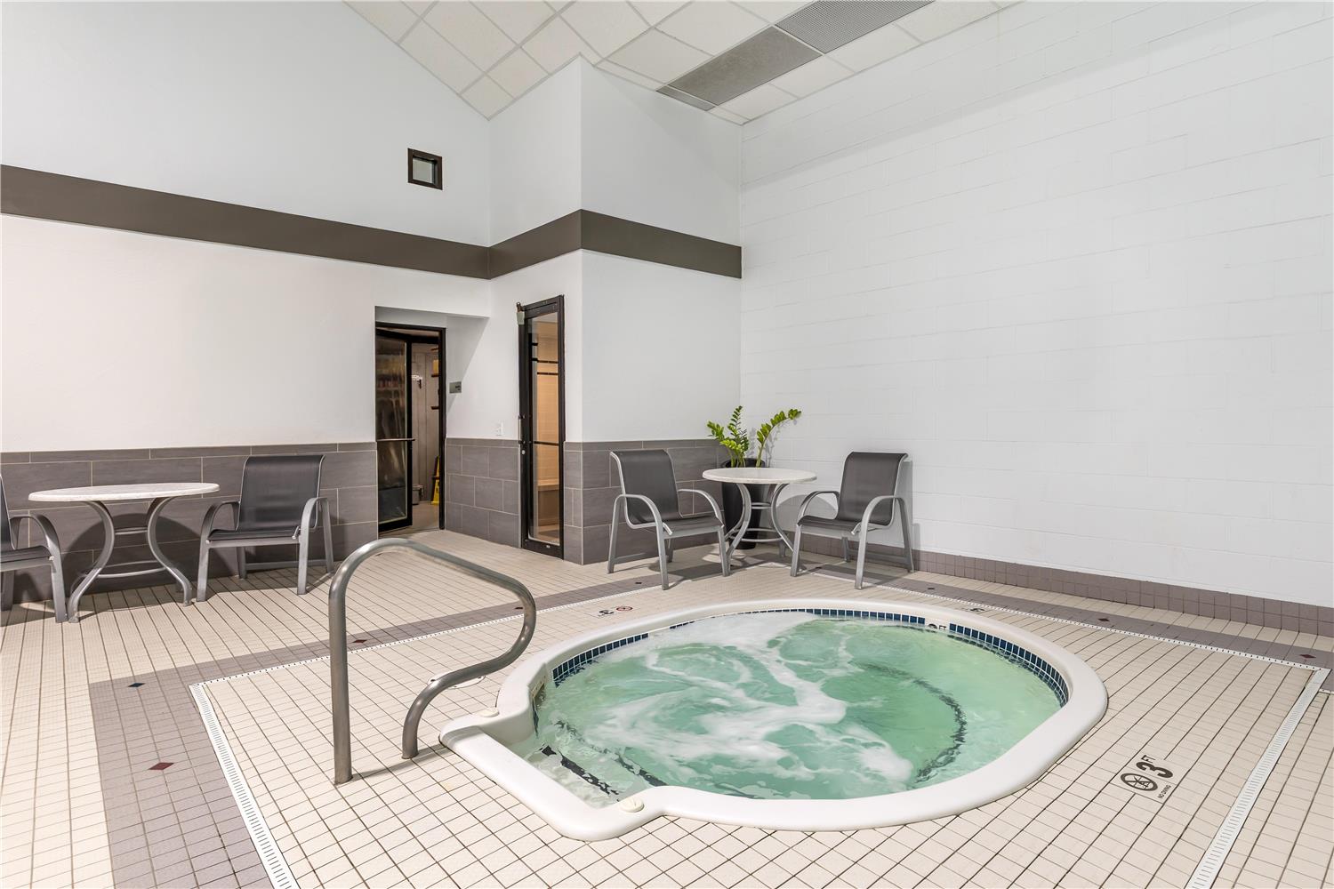 Best Western Plus Great Northern Inn 25/47