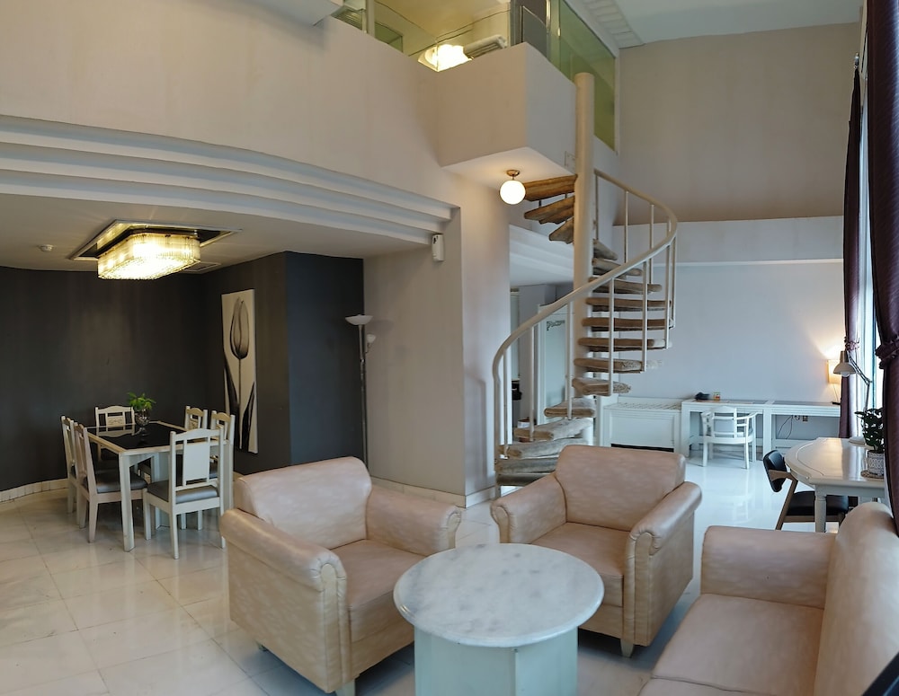 Tychi Hotel 35/56