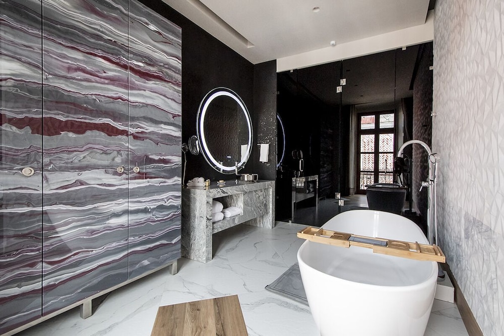 L Hotel Perla Boutique 50/58