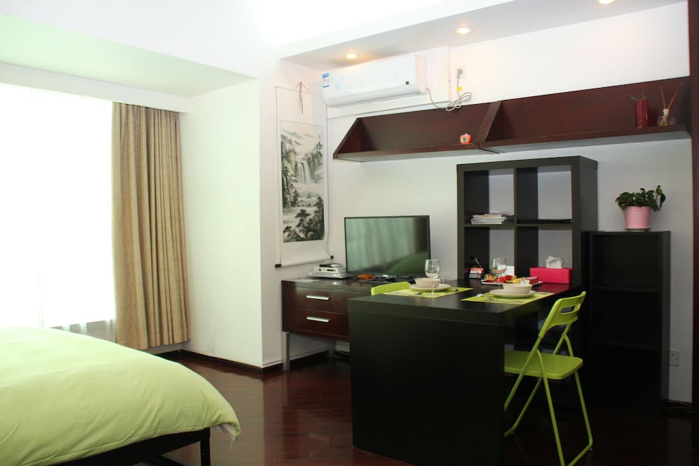 World Union Service Apartment Cosmo 59/72