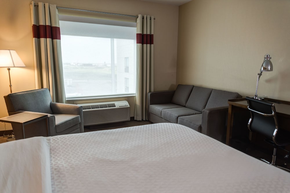FOUR POINTS BY SHERATON SHERWOOD PARK 12/28