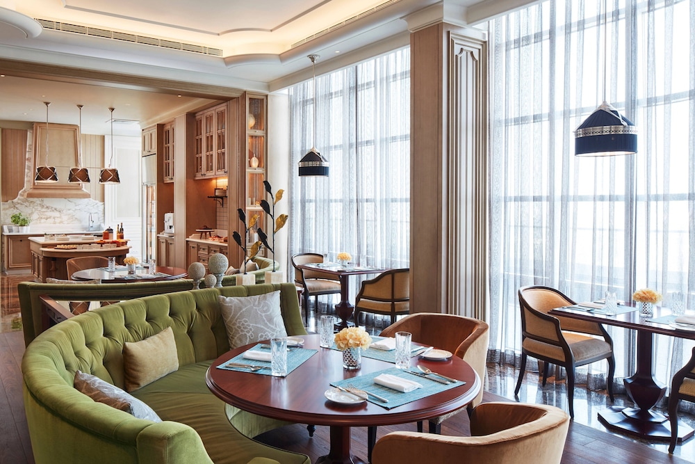 The Ritz-Carlton Pune 36/55