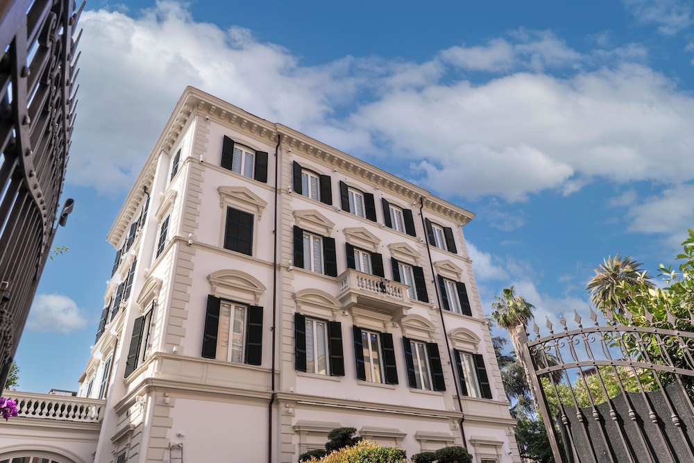 The Spotlight Boutique Hotel 4/49