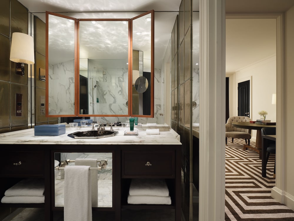 غرفة غراند تنفيذية بسرير كينج، Rosewood London 5/5