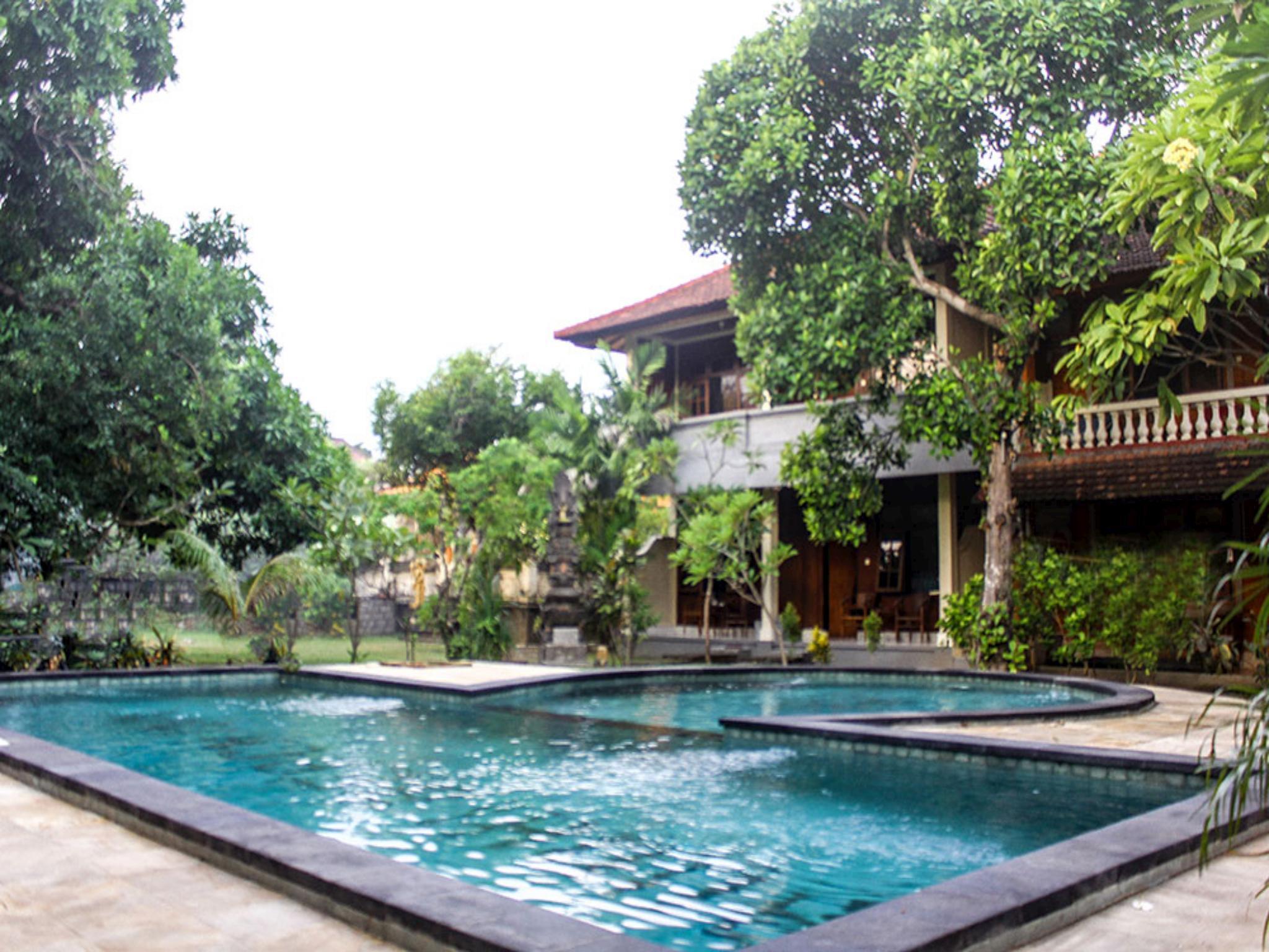 Budhi Beach Inn 2/30