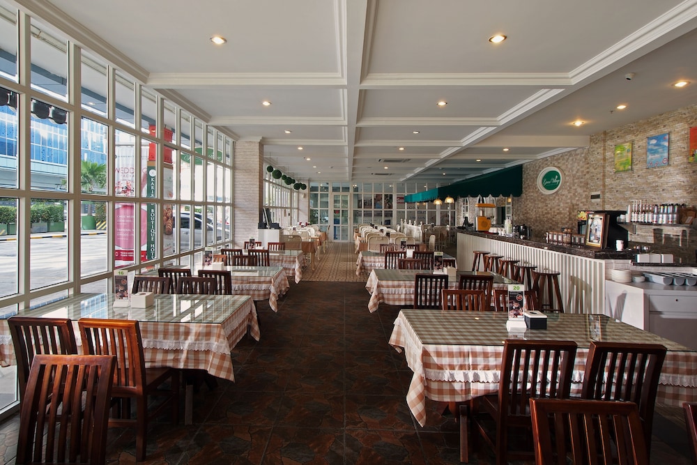 Karibia Boutique Hotel 44/54