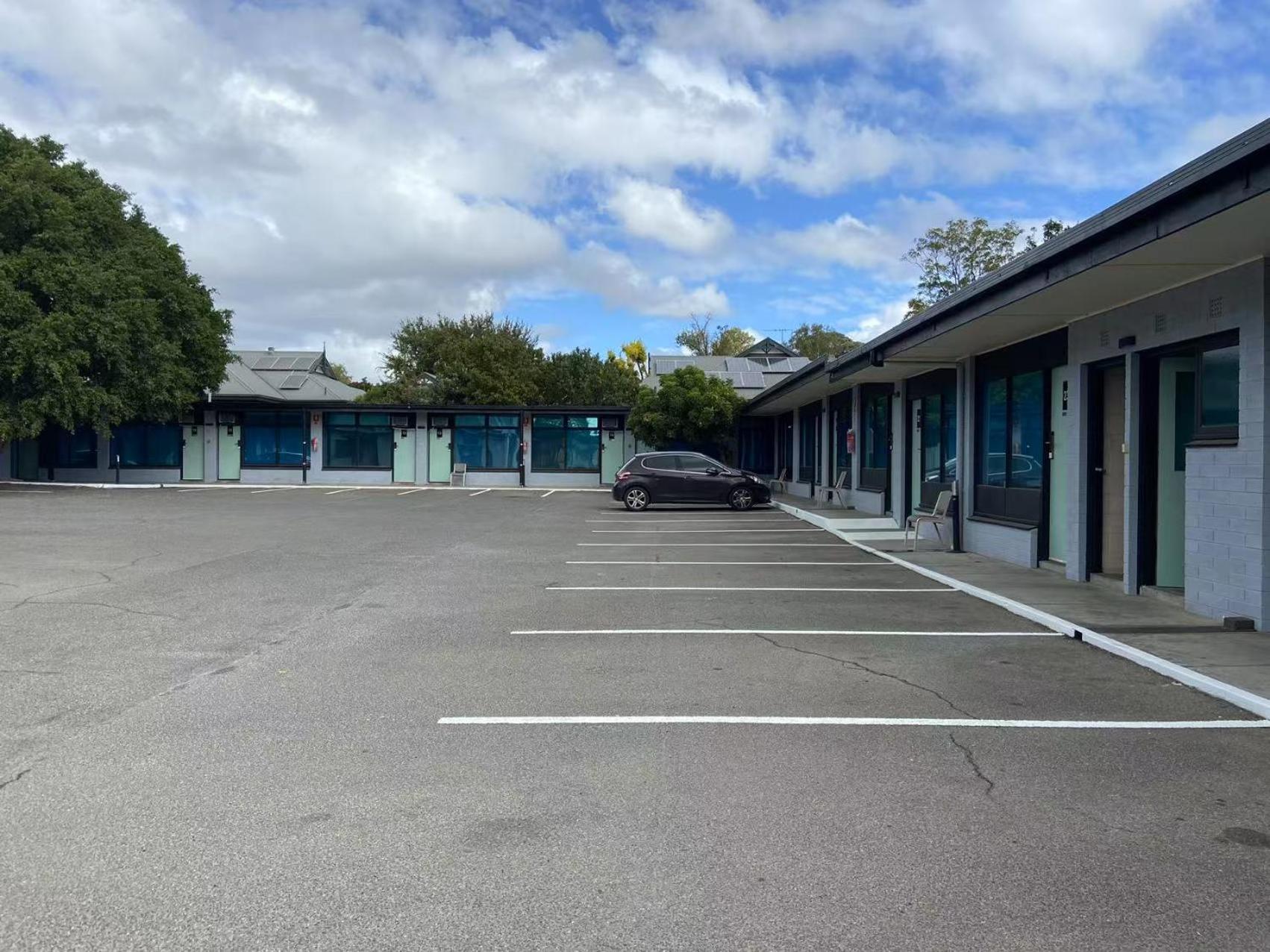 Jasper Motor Inn 34/50
