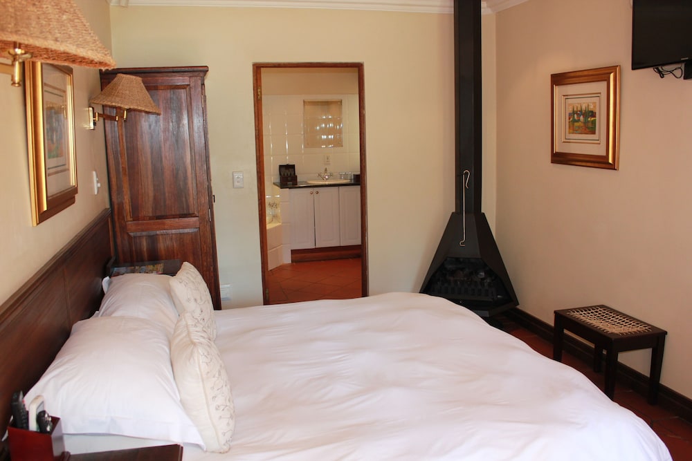 Budmarsh Country Lodge 8/55