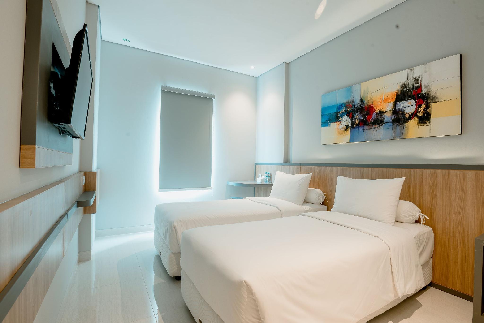 Deluxe, Twin Beds