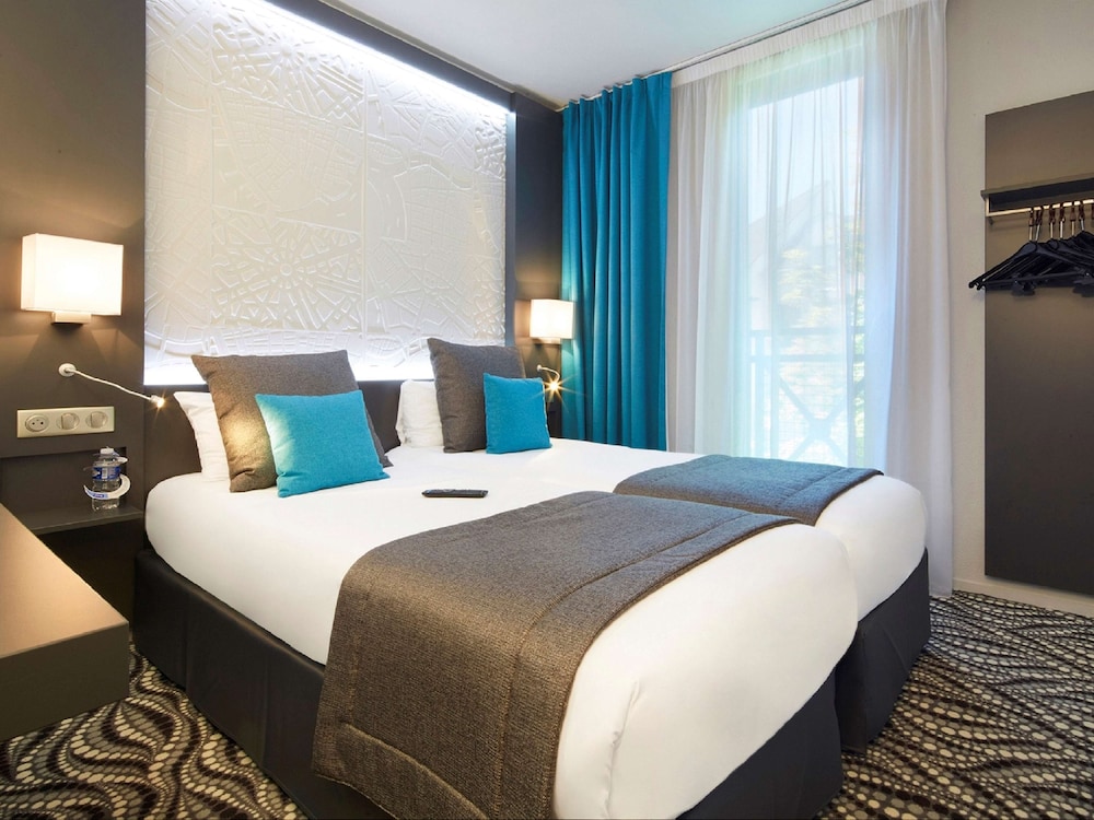 Hotel Kyriad Paris Bezons La Defense 26/61