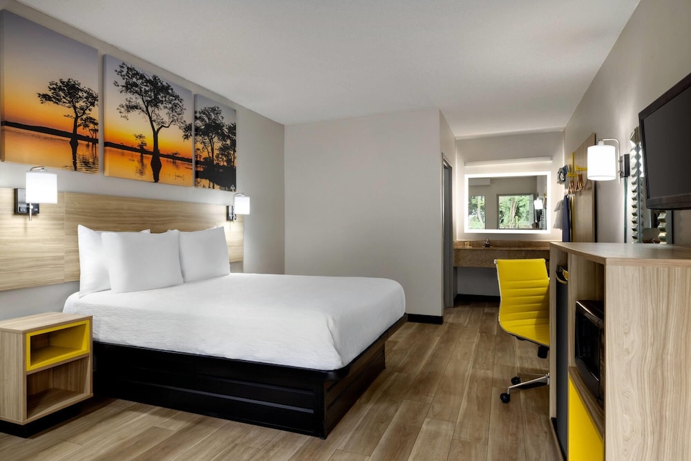 Days Inn By Wyndham North Columbia Ft Jackson 25/50
