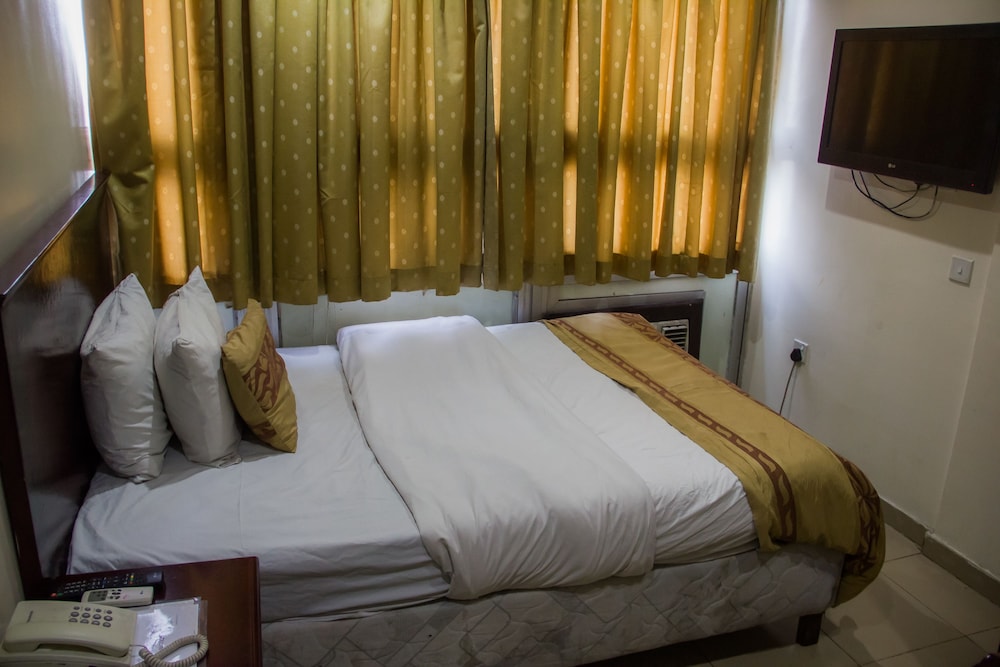 Beni Hotels 13/33