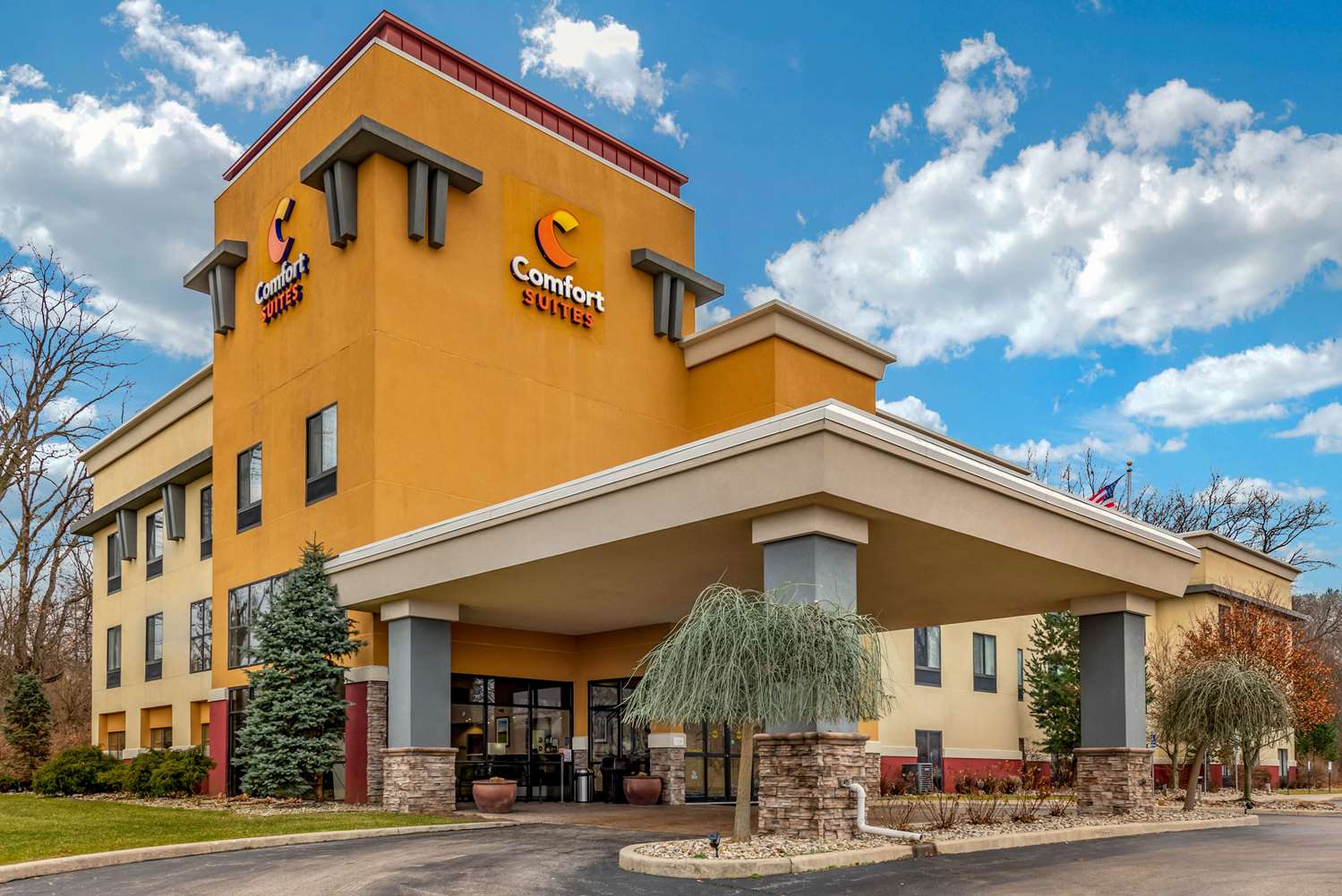 Comfort Suites Elkhart South 2/15