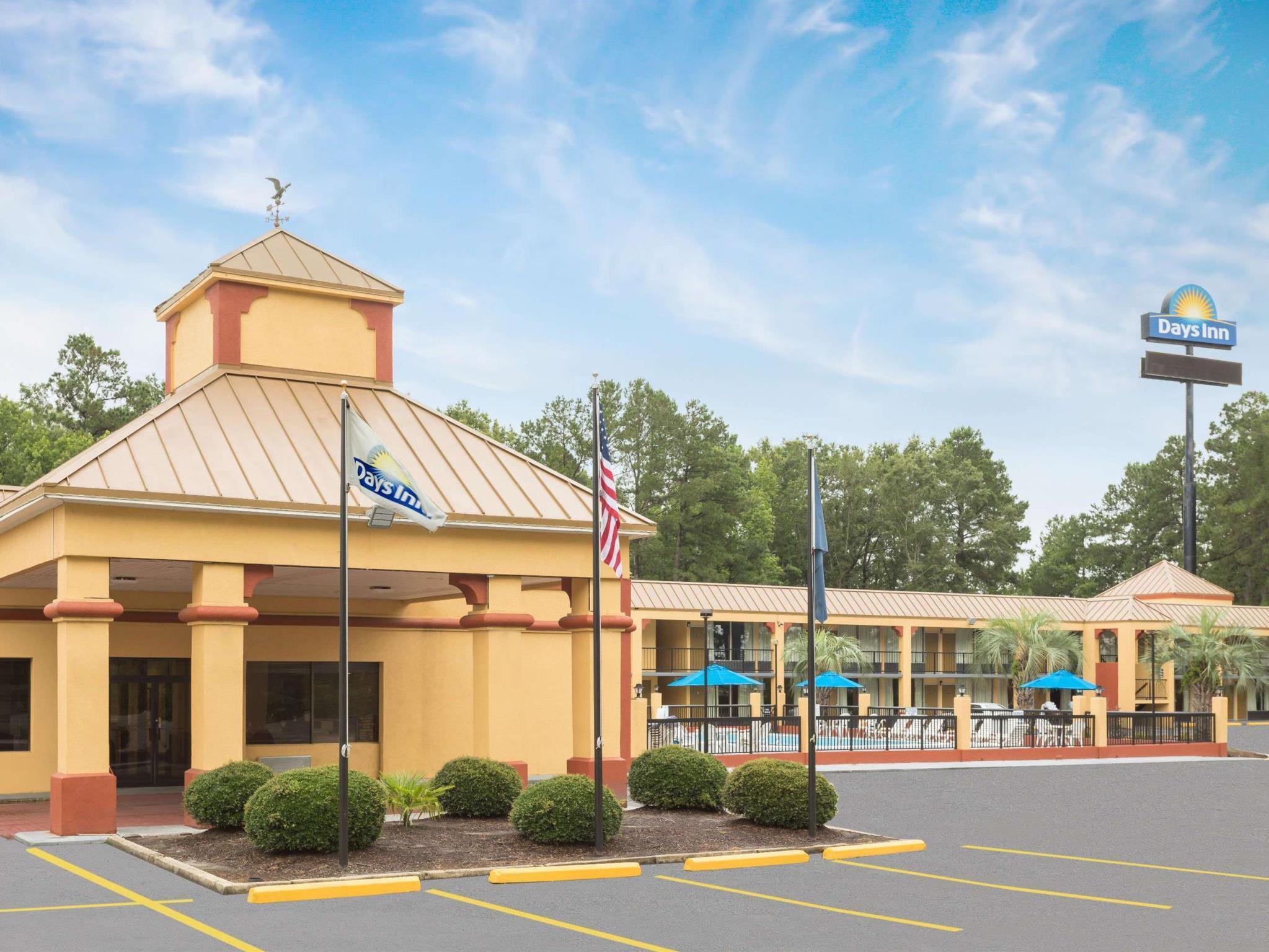 Days Inn By Wyndham Orangeburg South 14/17