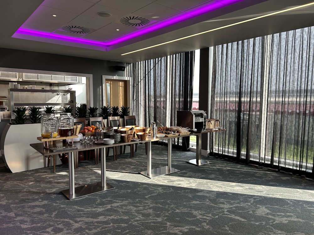 Tynecastle Park Hotel 11/15