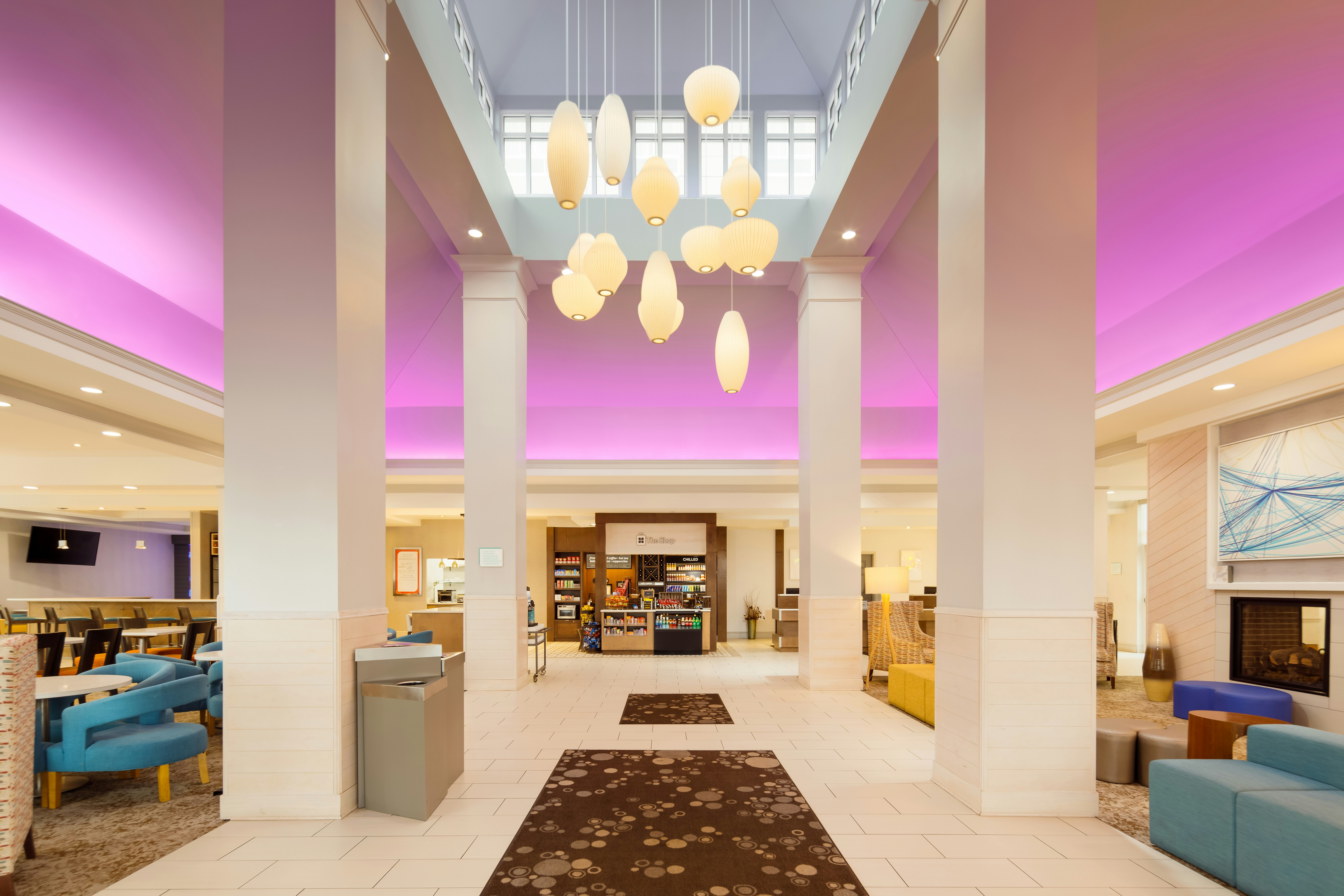 Lobby at Hilton Garden Inn Cincinnati Blue Ash, BLUE ASH - OH