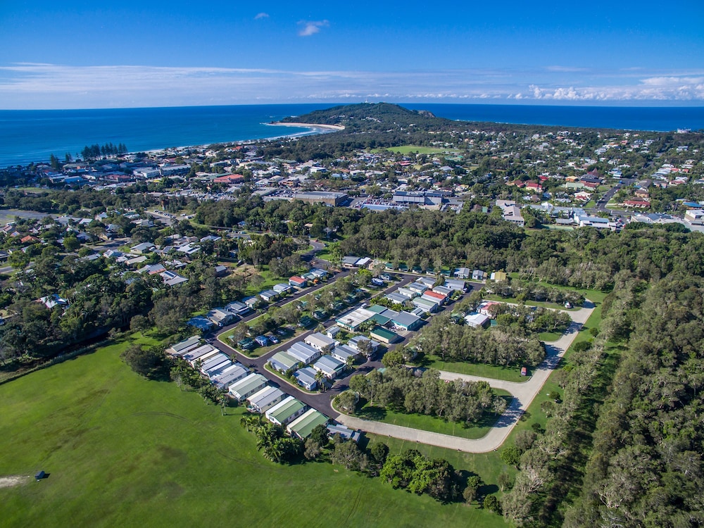Glen Villa Resort 46/48