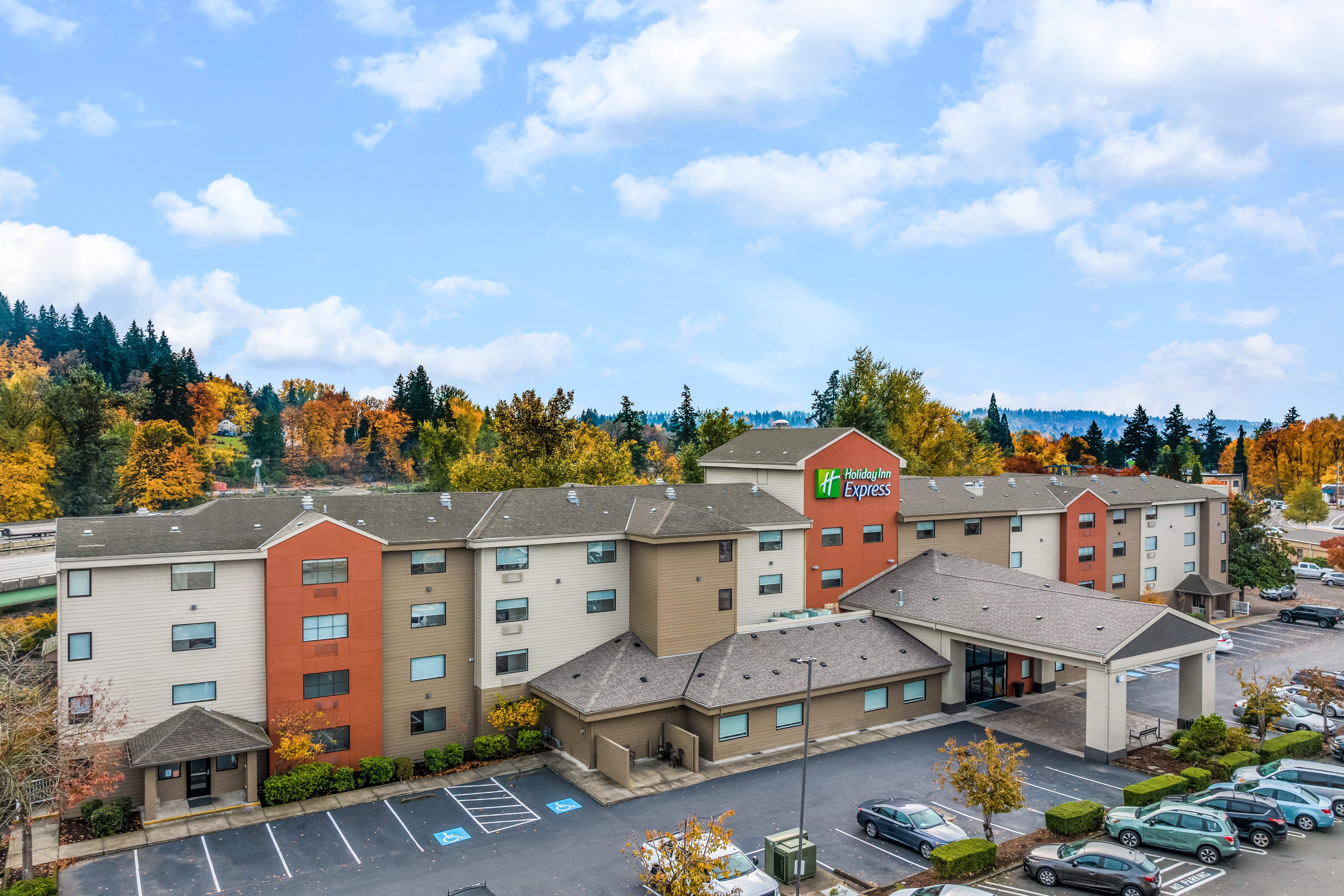Holiday Inn Express Portland Se-Clackamas Area 44/50