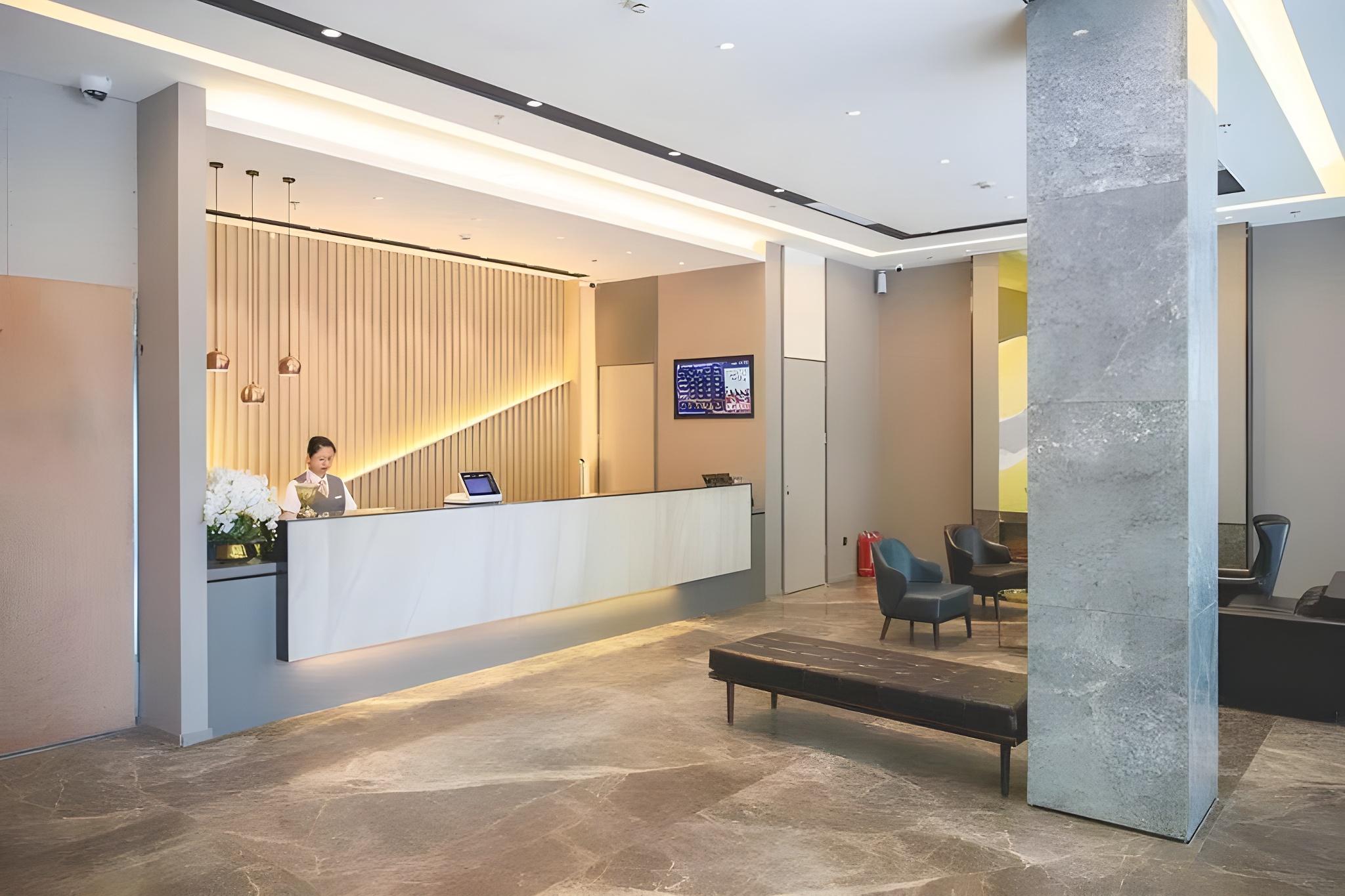Home Inn Selected Hotel (Shanghai Pudong Lujiazui Oriental Pearl Store) 10/38