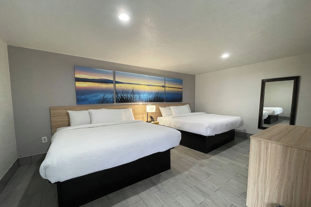 Days Inn by Wyndham Sulphur Springs 7/43
