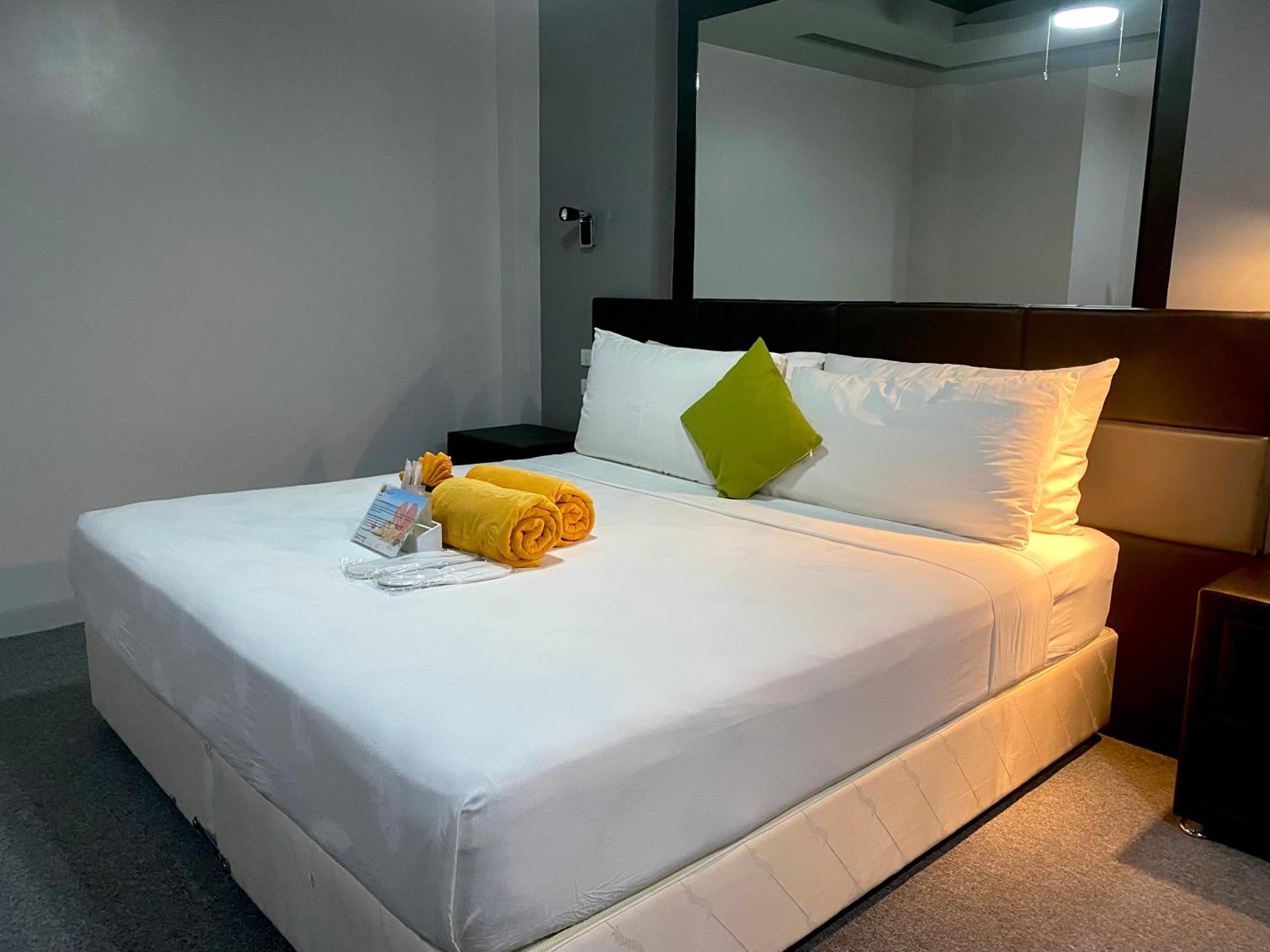 2 Bedrooms, Luxury, Villa