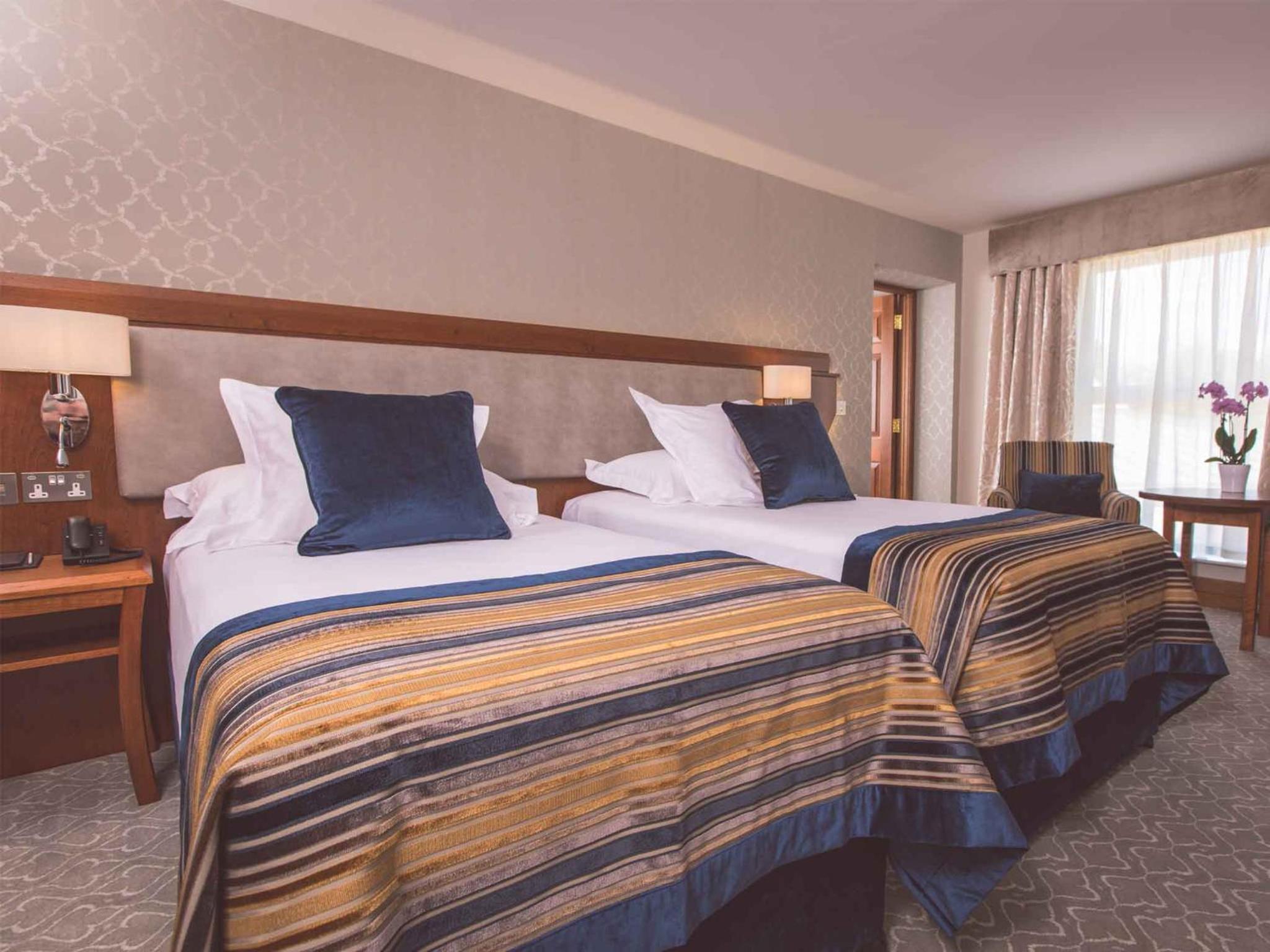 Garden, King Bed، Culloden Estate and Spa 4/10