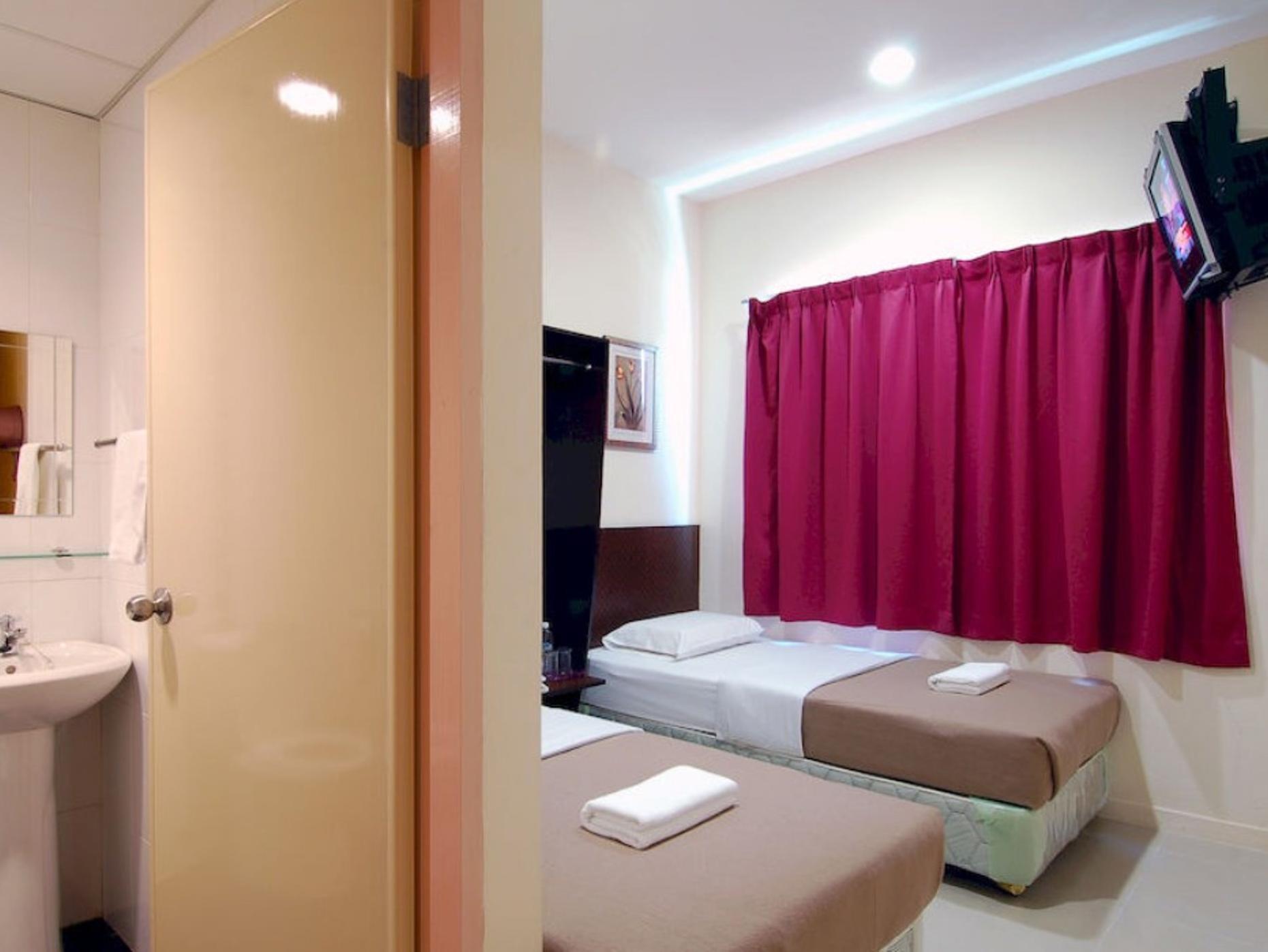Impiana Mutiara Hotel At Kampung Air 18/24