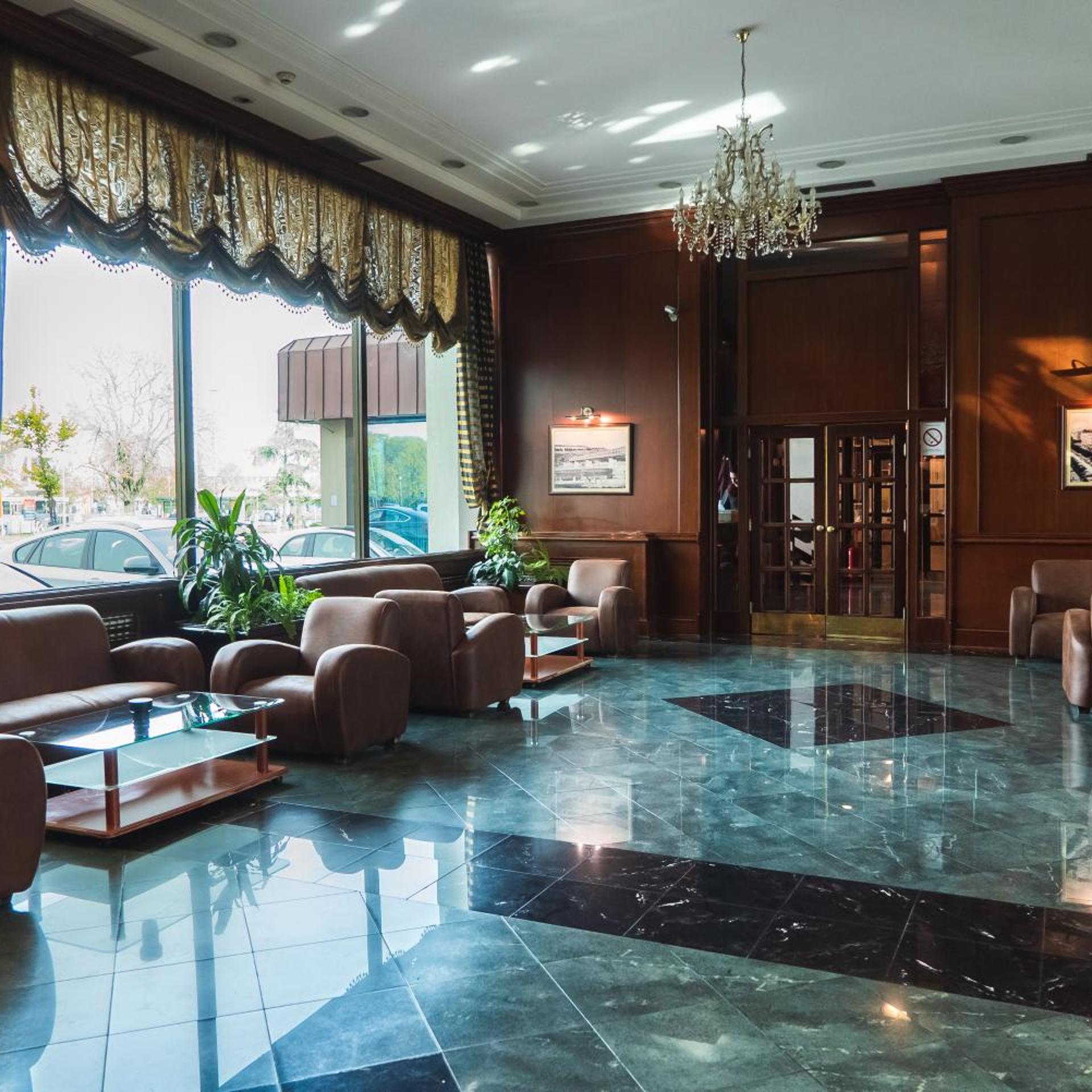 Novi Sad Hotel 33/54