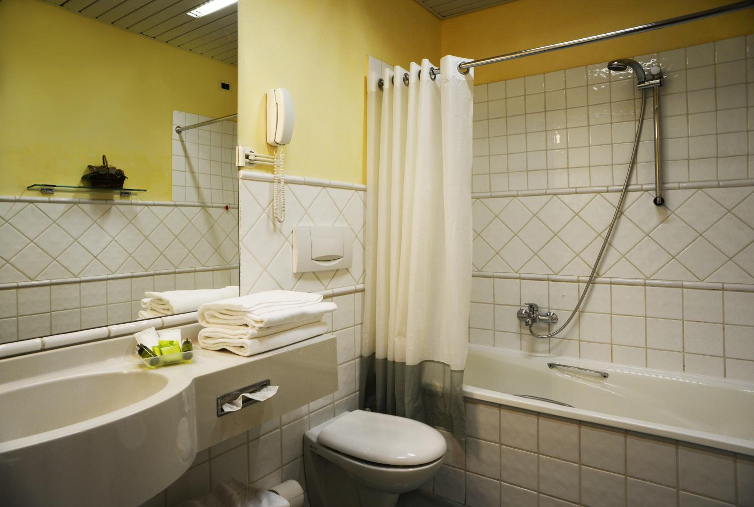 Hotel Colombia 45/51