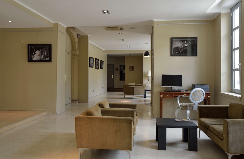 Hotel Atrium 42/68