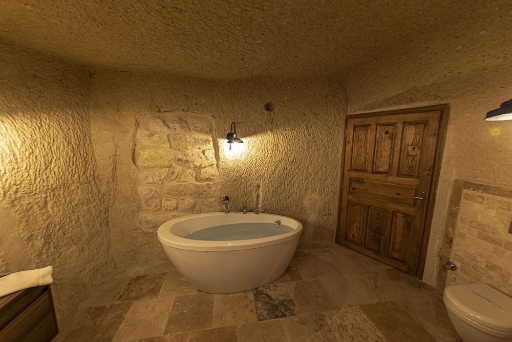 Feris Cave Hotel 48/50