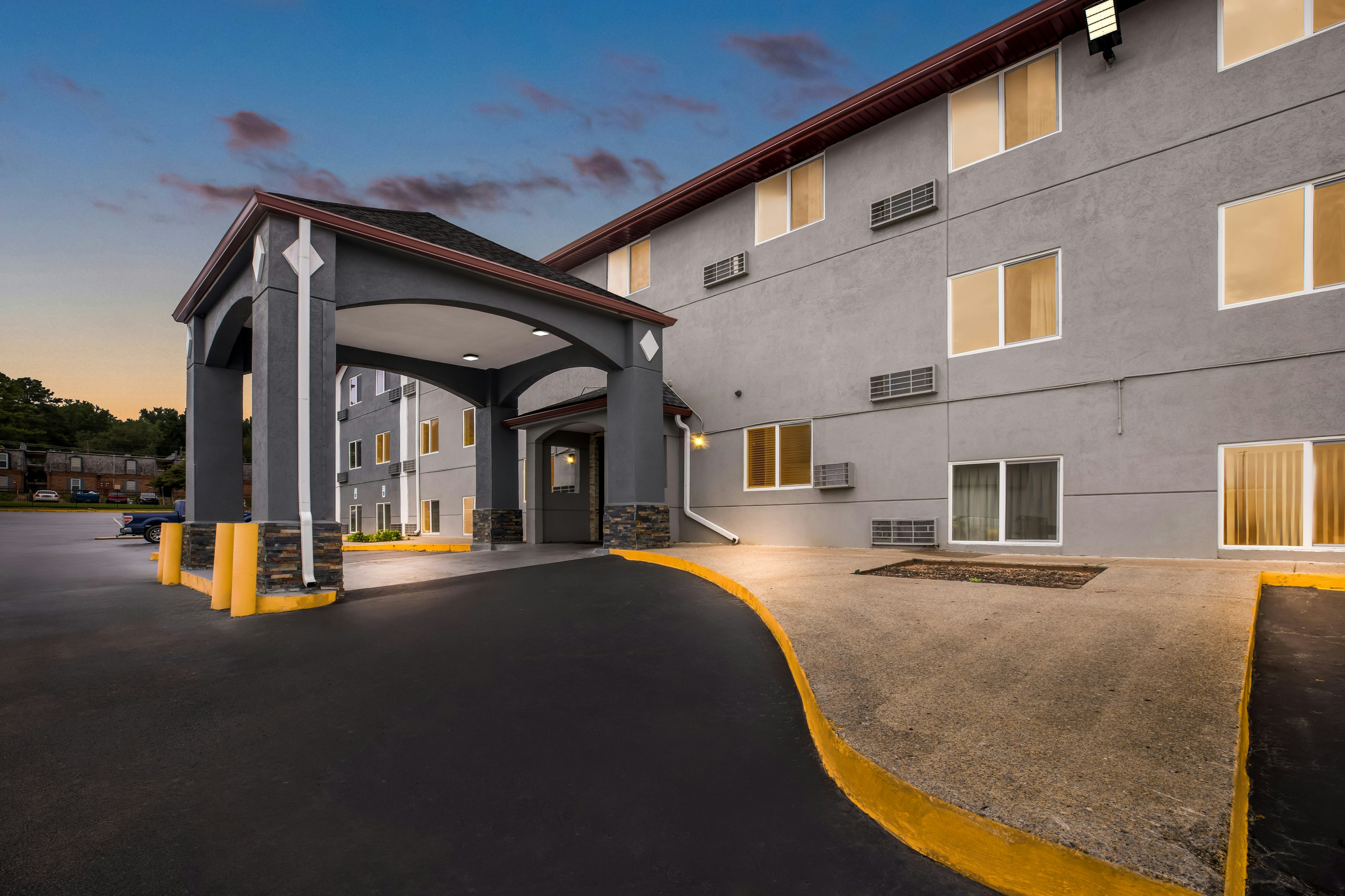 Red Roof Inn Huntsville, AL 10/12