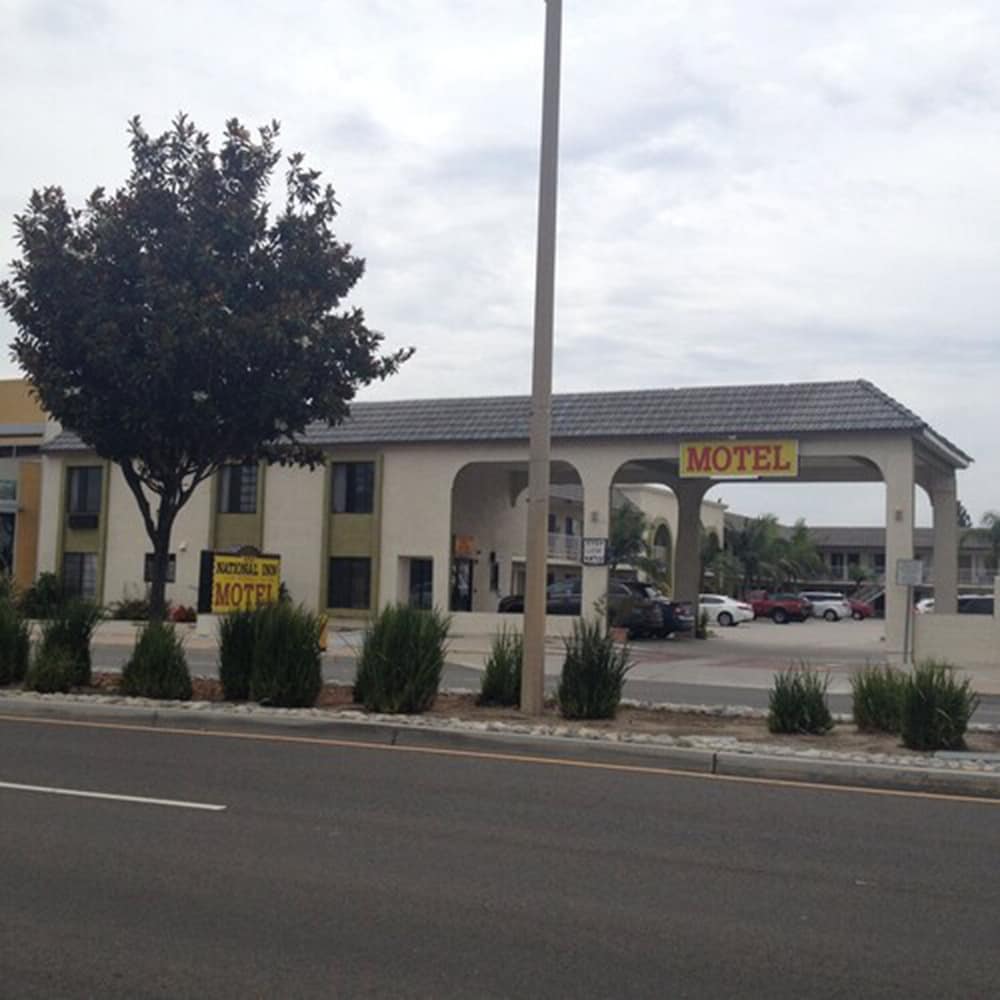 National Inn Garden Grove 4/60