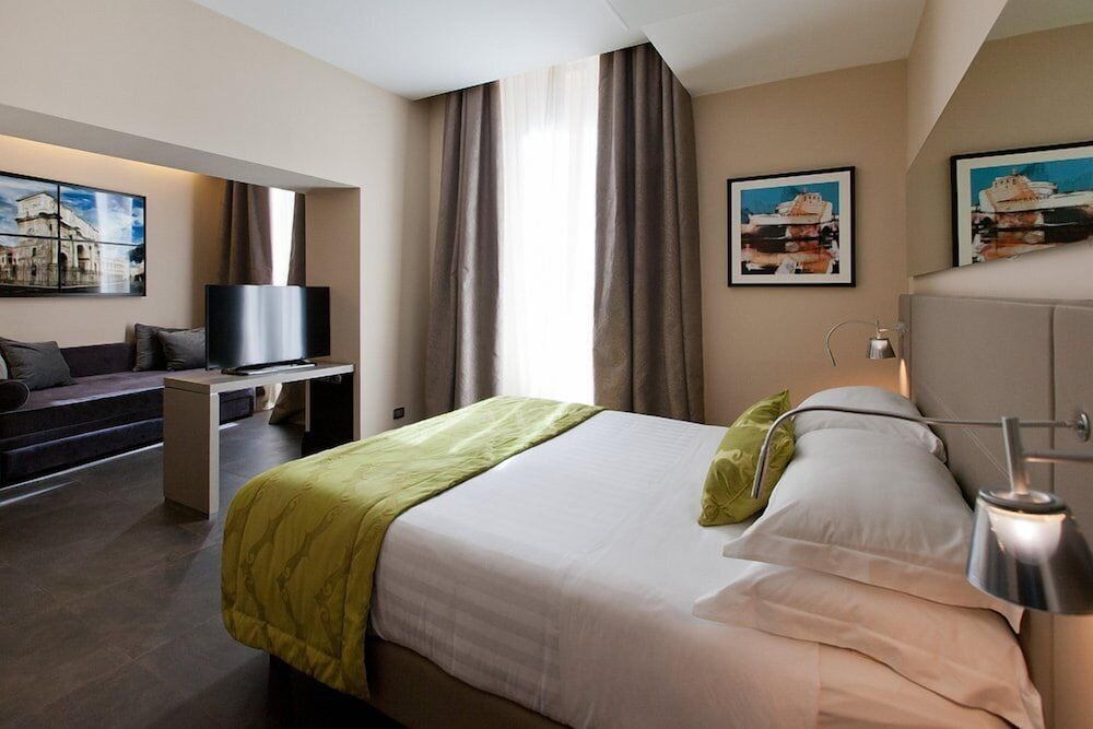 Room, Quadruple, Double and Twin Beds, No Elevator, Annex