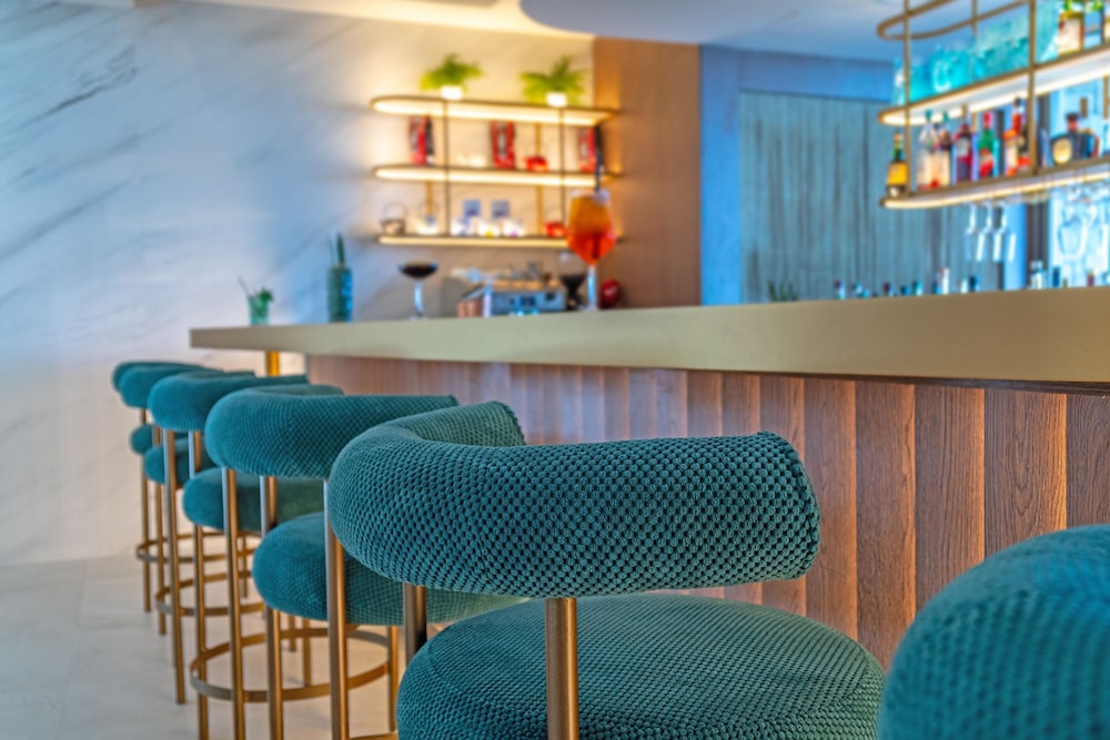 Ammon Zeus Luxury Beach Hotel 37/51