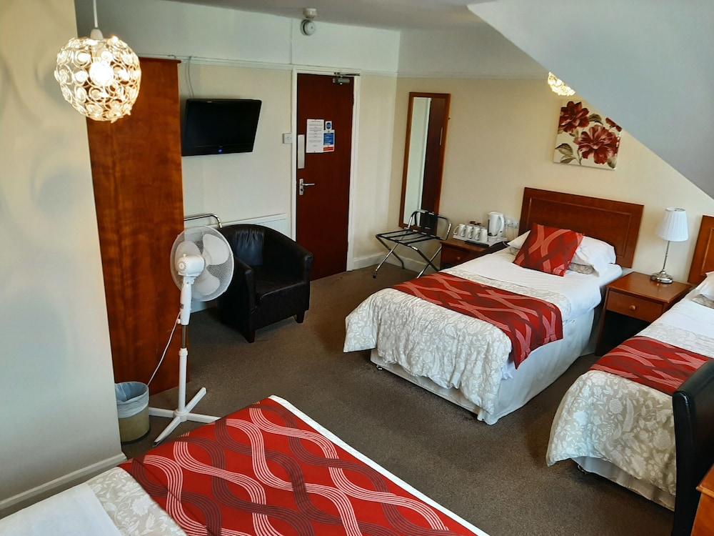 Sportsview Guest House 10/61