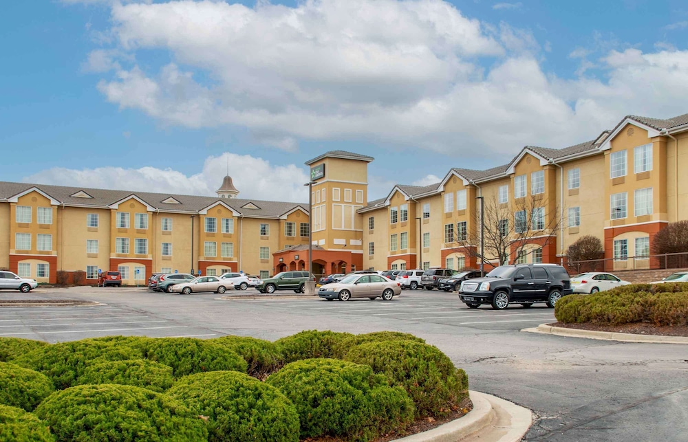 Extended Stay America- Kansas City - Overland Park - Metcalf 46/53