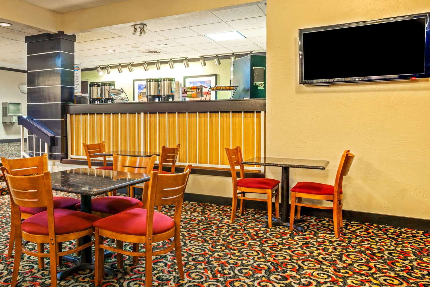 Baymont By Wyndham Amarillo East 7/11