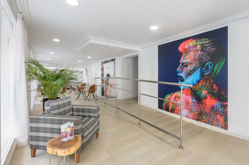Hotel Vibra Lei Ibiza 25/40