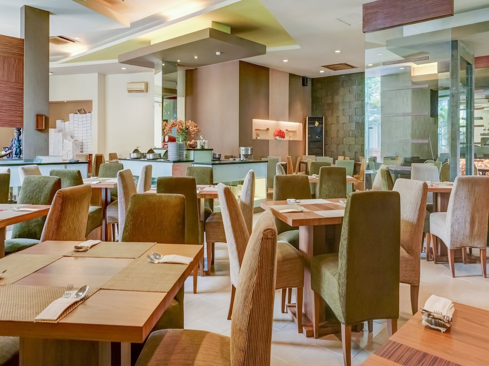 Grand Cikarang Hotel 44/50