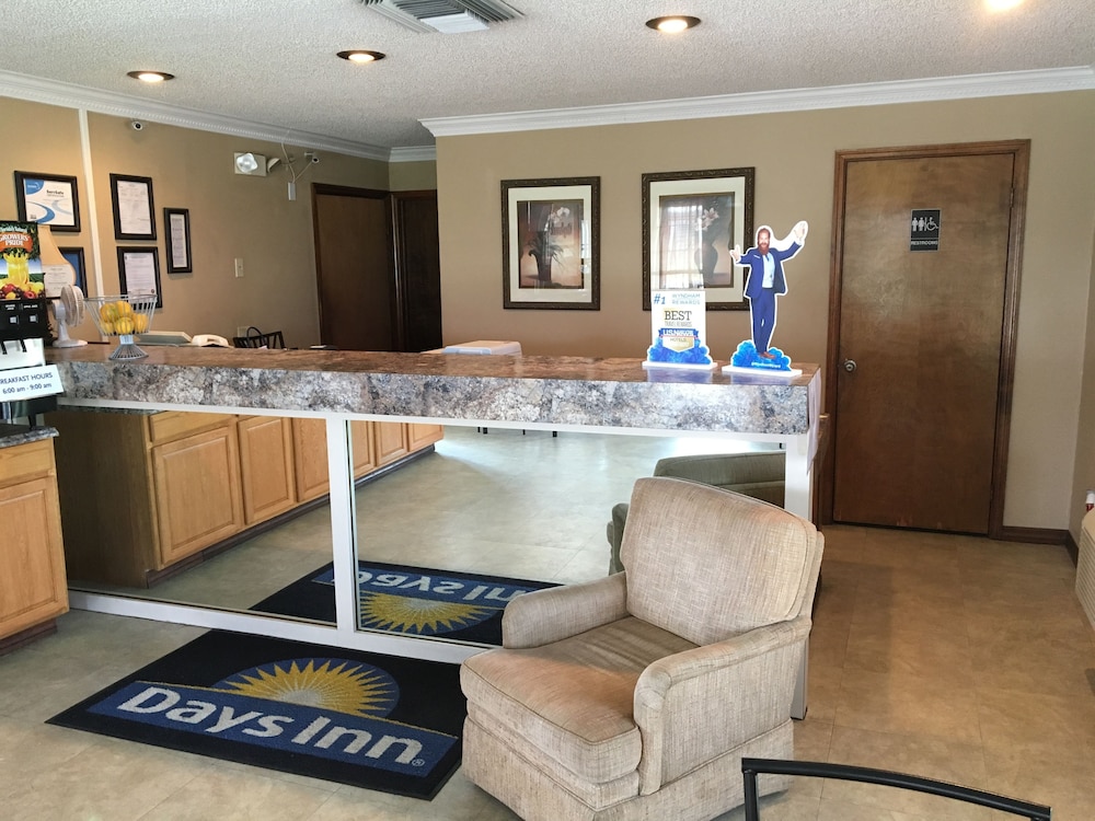 Days Inn by Wyndham Madison 6/31