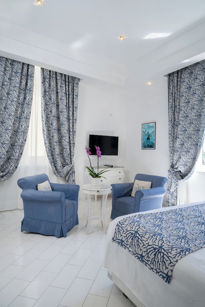 La Ciliegina Lifestyle Hotel 58/77