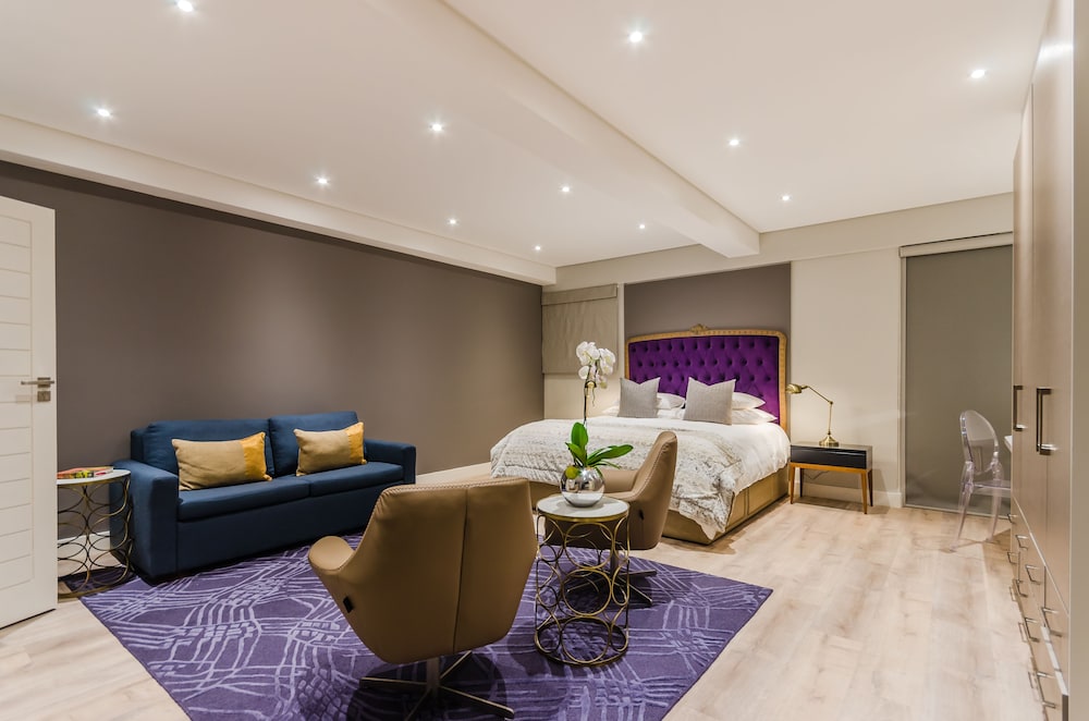 107 Dorpstraat Boutique Hotel 46/70