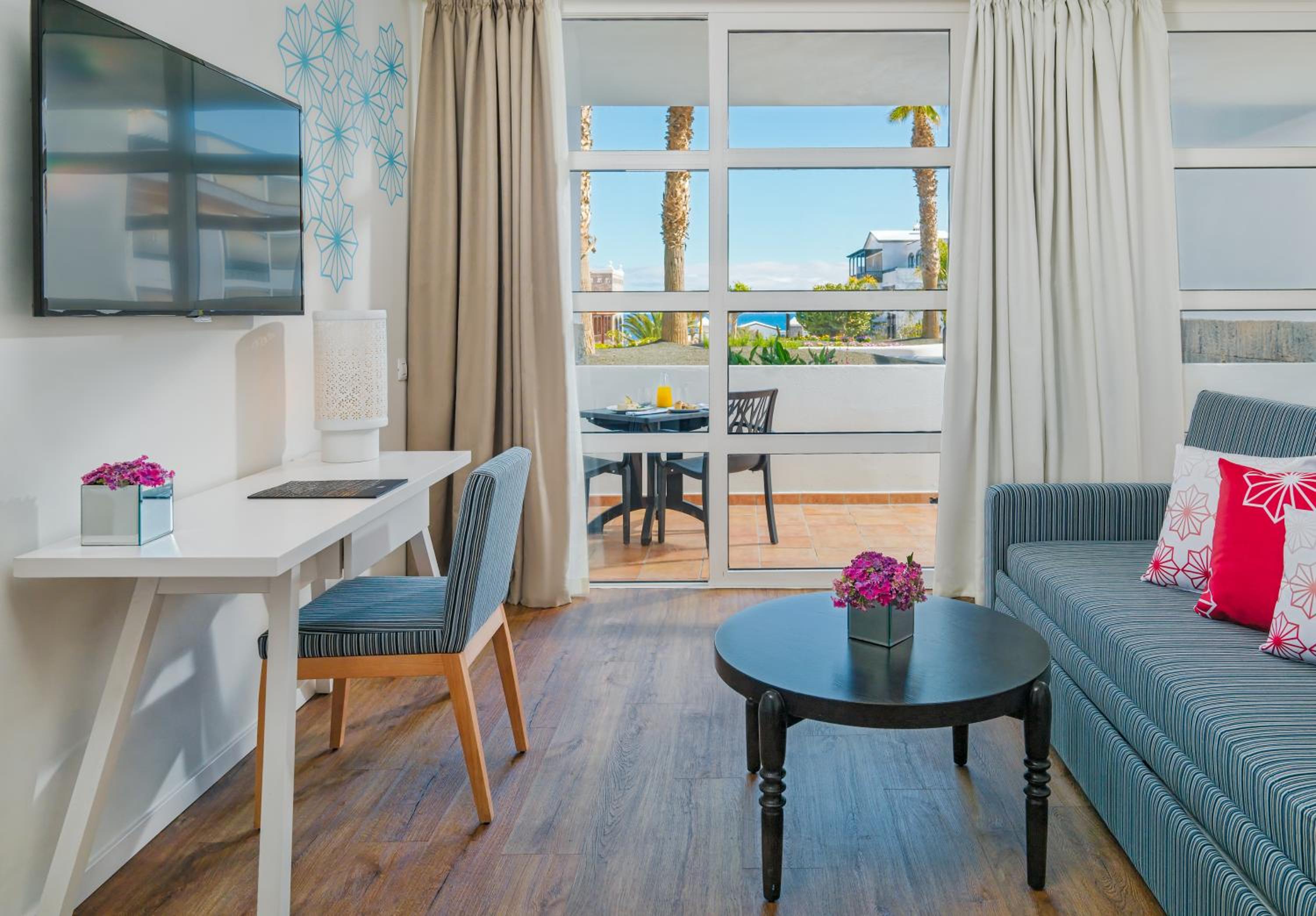Room, Single, Double or Twin Bed