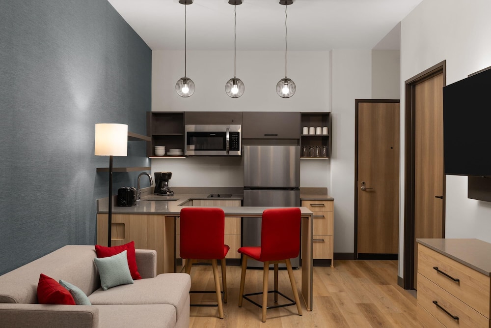 Hawthorn Extended Stay by Wyndham Leavenworth 48/61