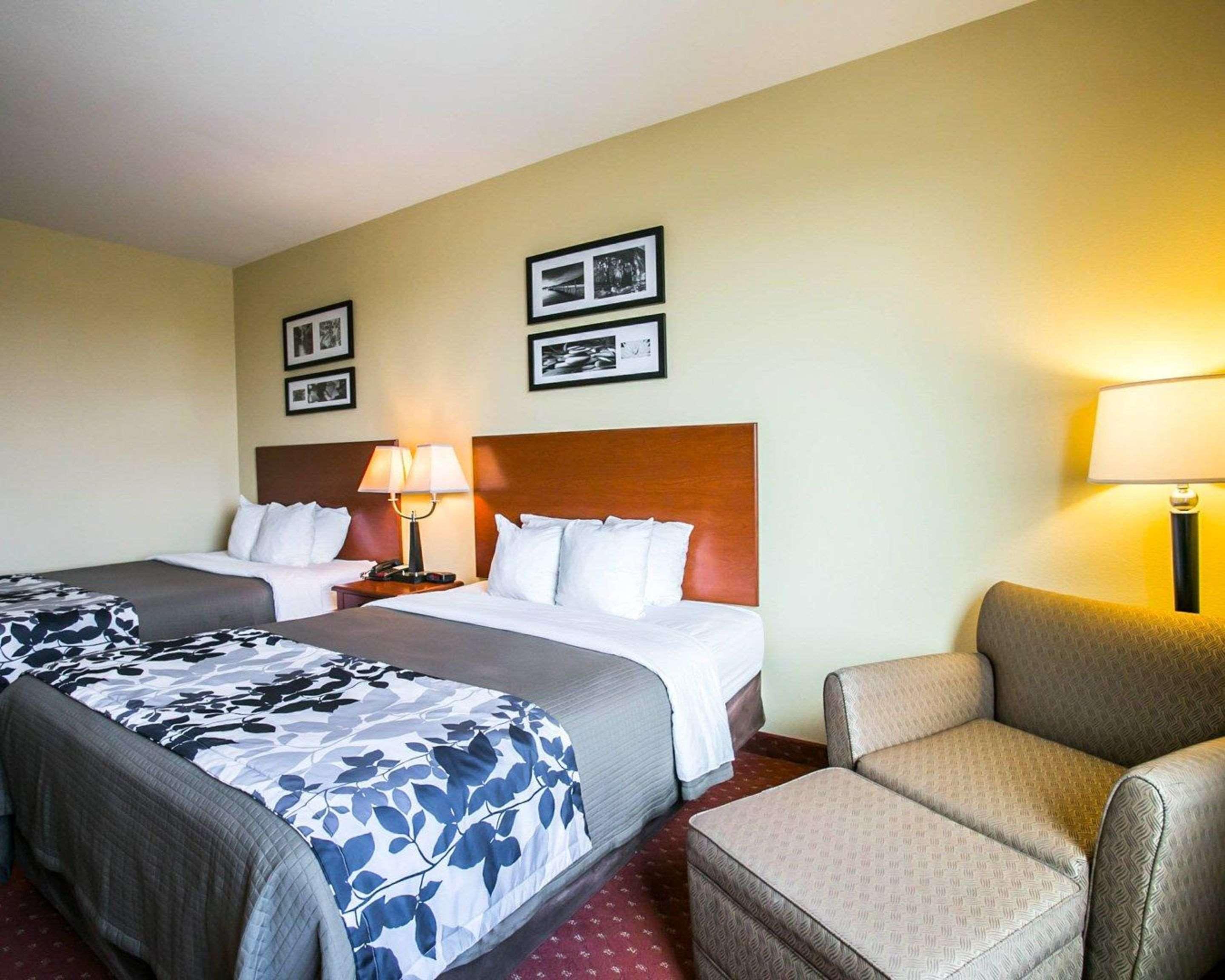 ROOM, 2 QUEEN BEDS