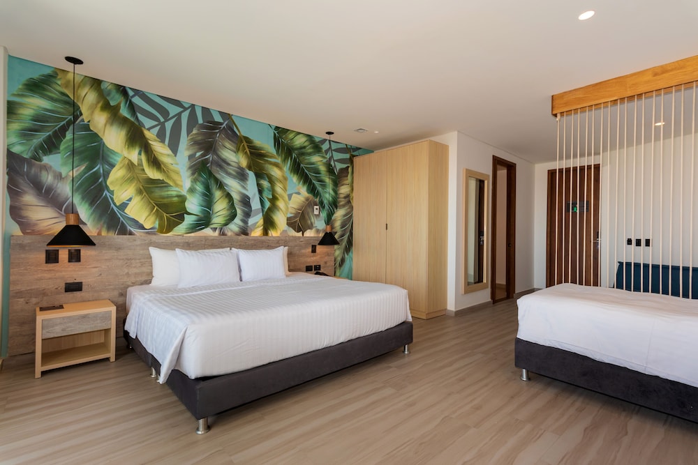 Sea Avenue Hotel 17/47